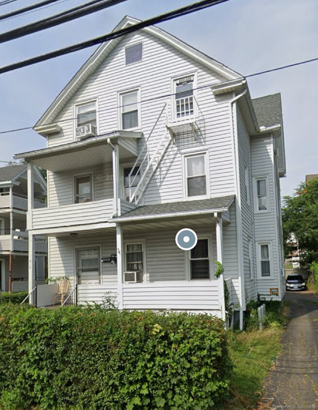 Building Photo - 418 East St