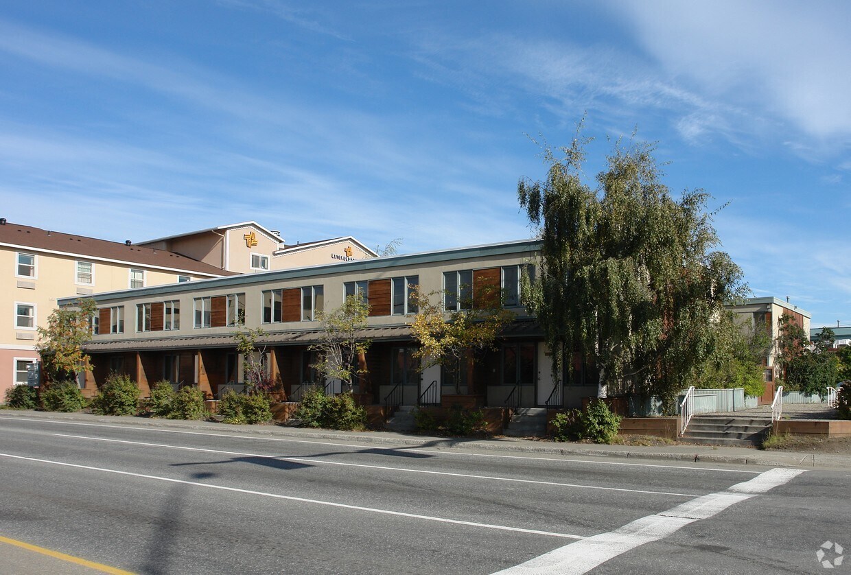 Foto del edificio - 101 E 9th Ave