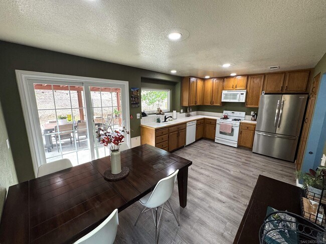 Building Photo - 3120 Camino Aleta