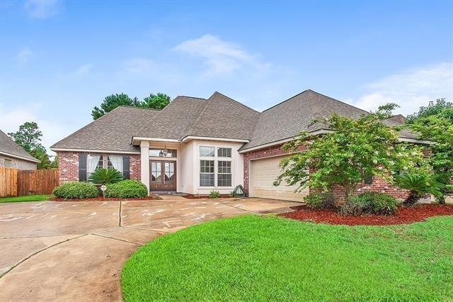 Primary Photo - 181 Cypress Lakes Dr