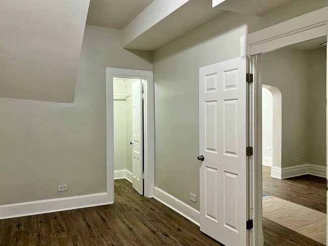 Foto del edificio - 1742 N Saint Louis Ave