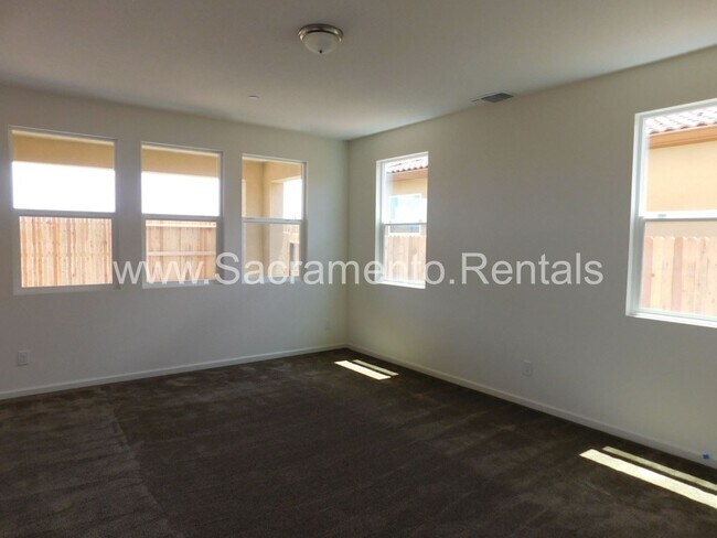 Foto del edificio - 3 br, 2.5 bath House - 5348 Bass Harbor Way