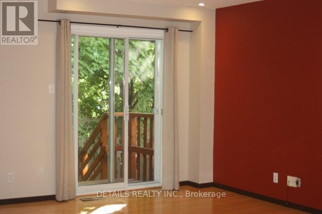 Building Photo - 719 Melbourne Ave