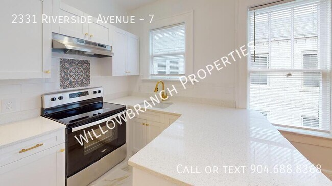 Foto del edificio - 2331 Riverside Ave