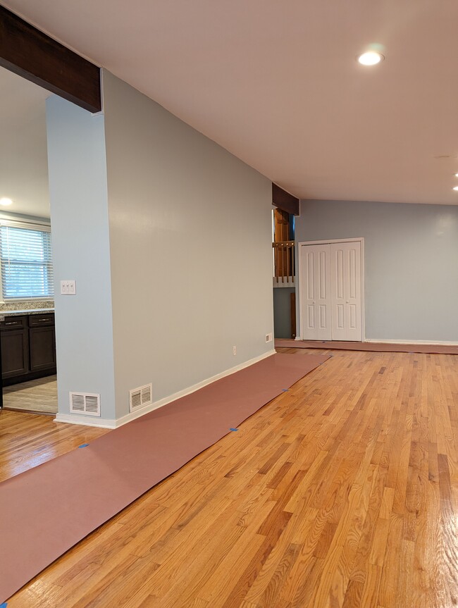 Building Photo - 2 Korwel Cir