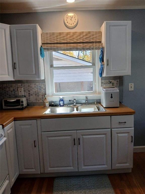 Foto del edificio - 1385 Linkwood Ln