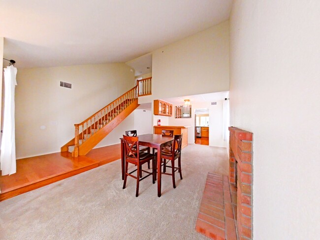 Foto del edificio - 4 Bedroom / 3 bathroom in Family Home.