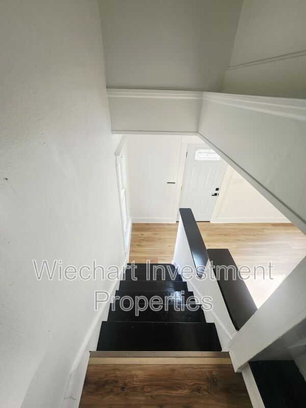 Foto del edificio - 426 Hazel Ave