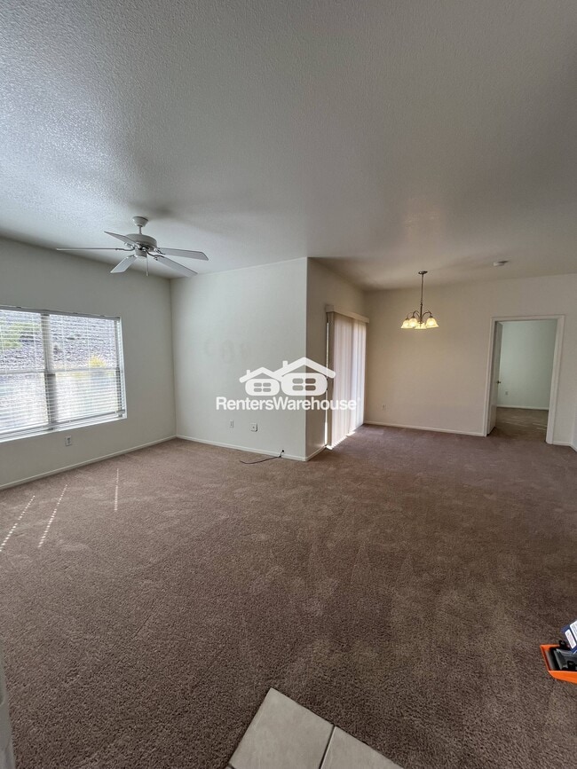 Building Photo - 45 Maleena Mesa St