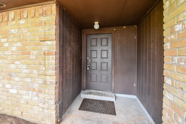 Building Photo - 2710 Sicklepod Dr