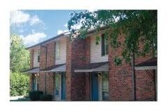 Foto del edificio - Steeplechase Townhomes
