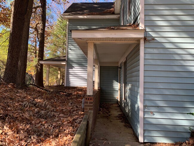 Building Photo - 4416