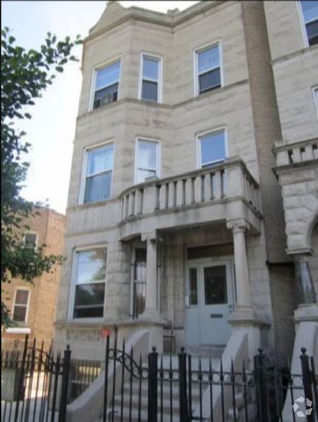 Building Photo - 1517 N California Ave
