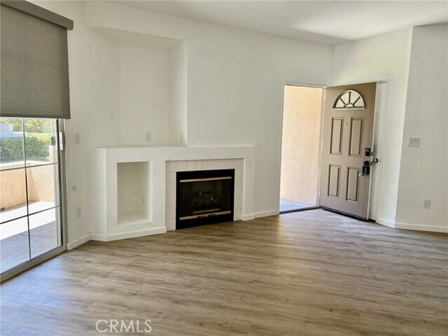 Foto del edificio - 8070 E Treeview Ct