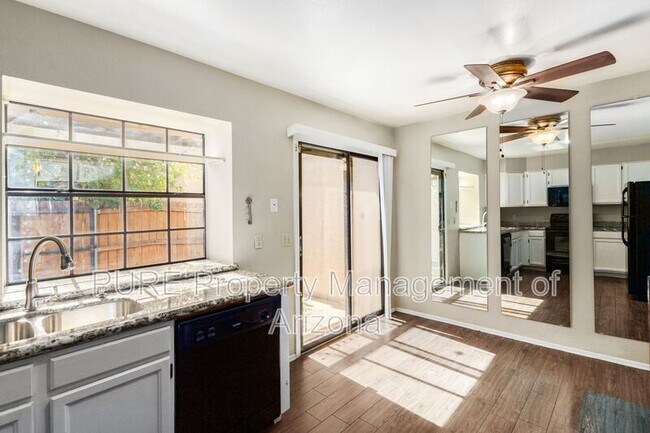 Foto del edificio - 4901 E Kelton Ln