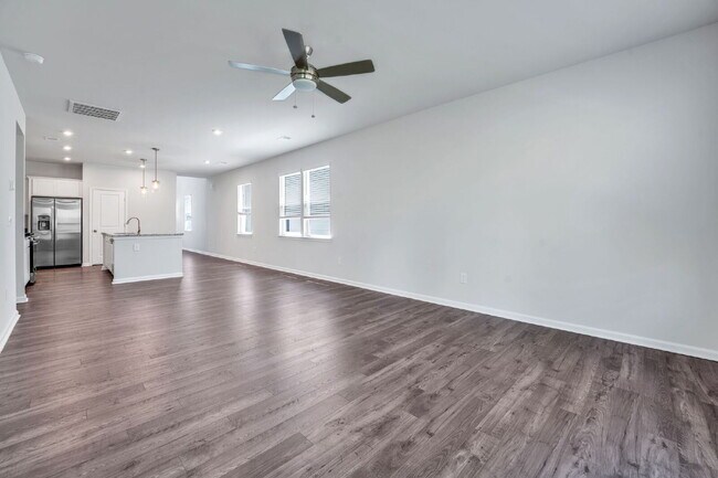 Foto del edificio - Elegant 4 Bedroom 2.5 Bathroom Home Near Downtown Greenville $2,500/mo rent
