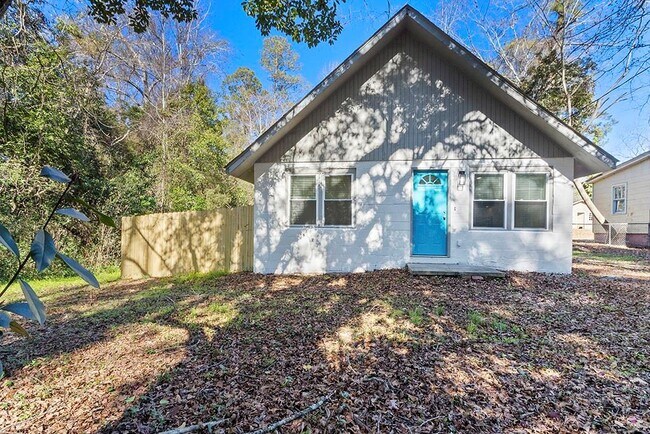 Foto del edificio - 3169 Westover Dr