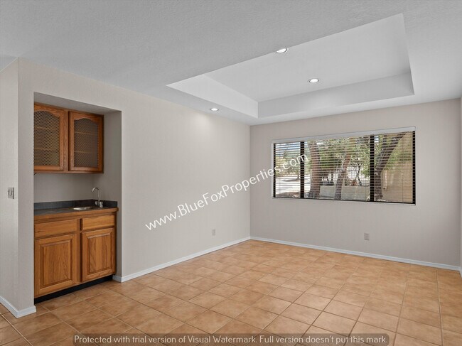 Foto del edificio - 811 Camino Corrida