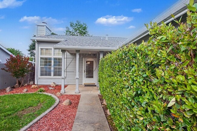 Building Photo - Unit
