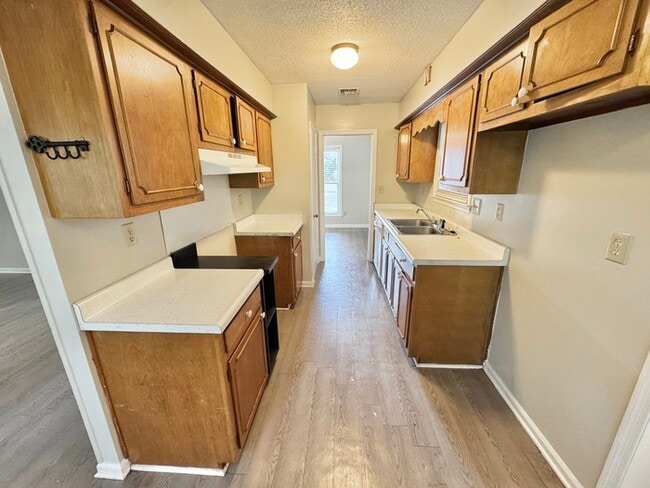 Building Photo - 5022 Harrington Ave