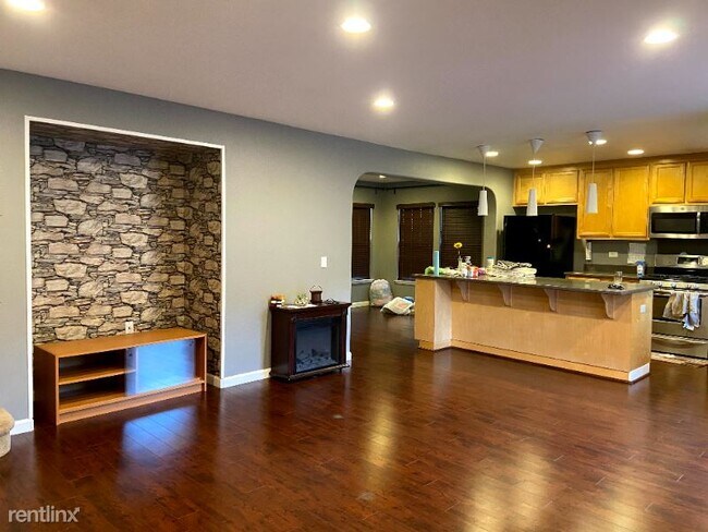 Foto del edificio - 3 br, 2.5 bath House - 3370 Napoli Pl
