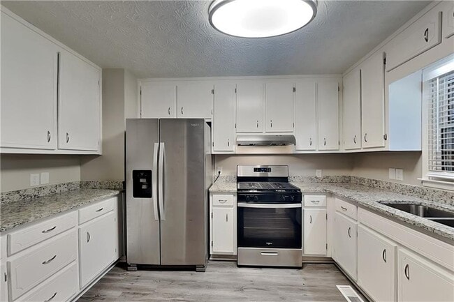 Building Photo - 291 N Briar Ridge