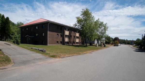 Photo du bâtiment - Woodhaven Apartments