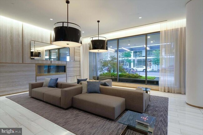 Foto del edificio - 28 K St SE