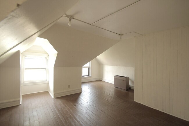 Foto del edificio - 411 Franklin Ave