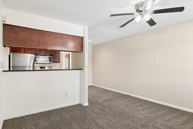 Building Photo - 5995 N 78th St