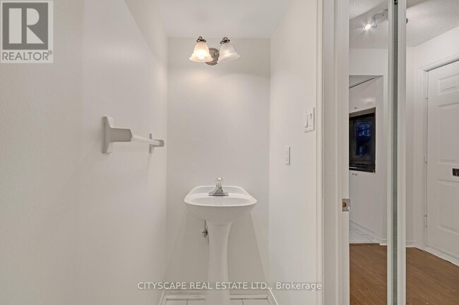 Building Photo - 36-A Massey St