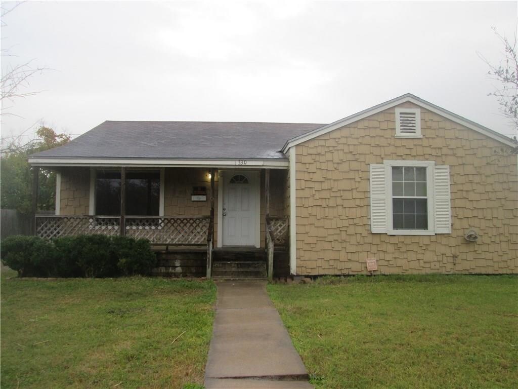 Primary Photo - 1330 York Ave