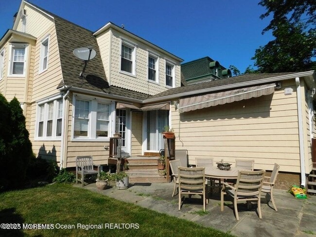 Foto del edificio - 319 Jersey Ave