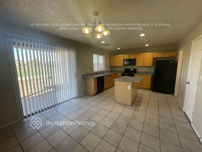 Building Photo - 1260 S Boulder St