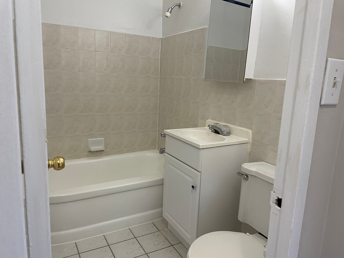 Primary Photo - 1 Bed / 1 Bath in the heart of the city.