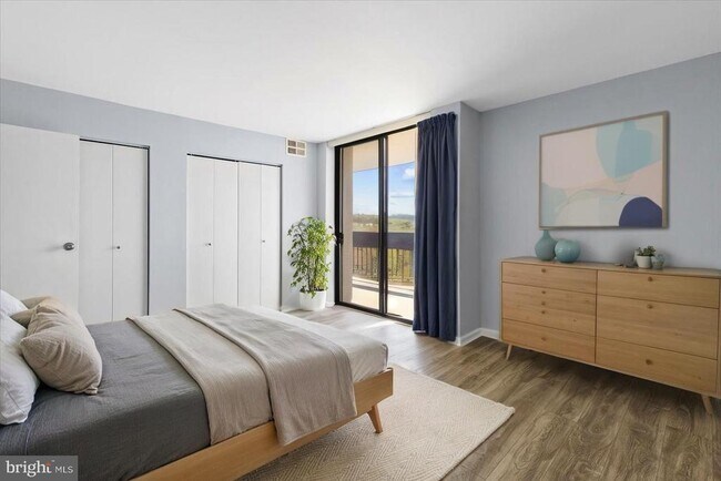 Foto del edificio - 5300 Holmes Run Pkwy