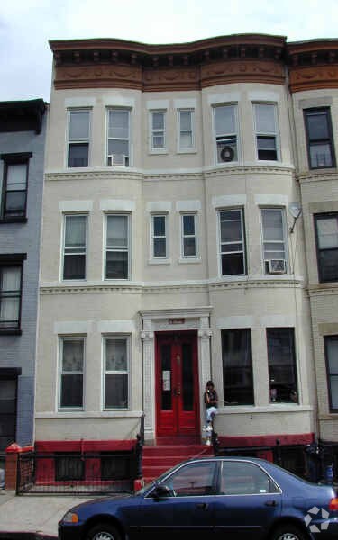 Primary Photo - 801 Saint Johns Pl