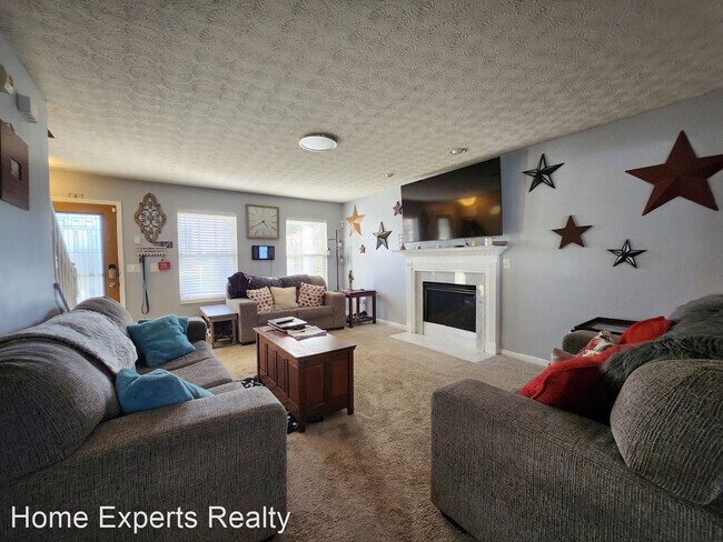 Building Photo - 5 br, 3.5 bath House - 4015 Atha Court