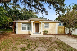 Building Photo - 2050 14th St S