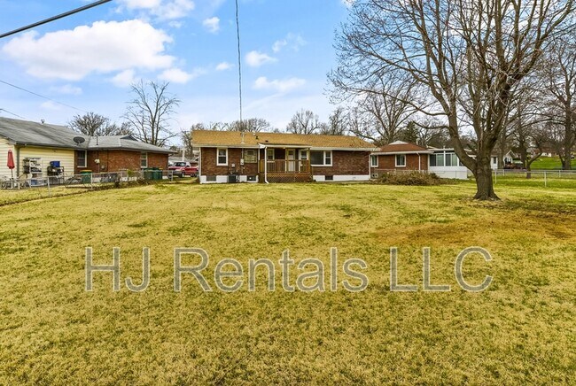 Photo - 1201 Billings Dr House