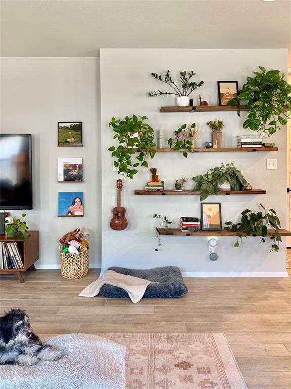 Building Photo - 5216 Lomasso Dr