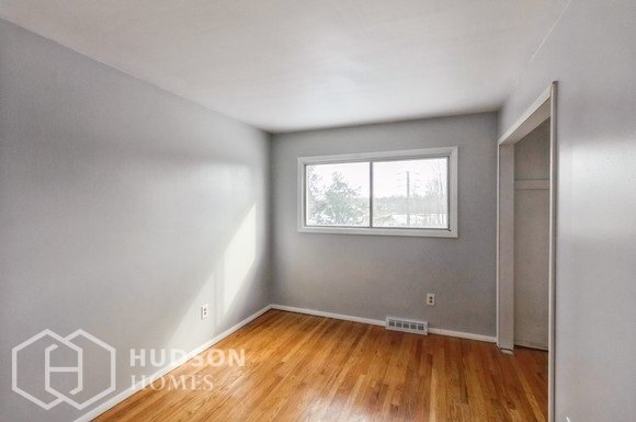 Building Photo - NOW AVAILABLE! 42 Ravens Rd, Henrietta, NY...