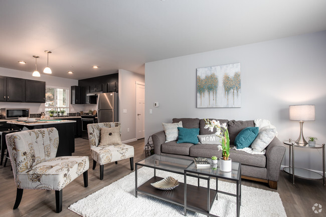 2BR, 2BA - 1,004 SF - Castlegate Apartments