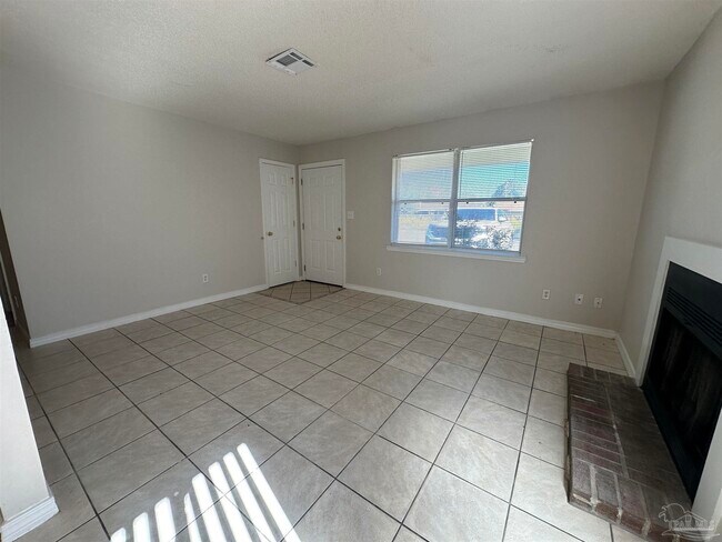 Foto del edificio - 676 S 72nd Ave