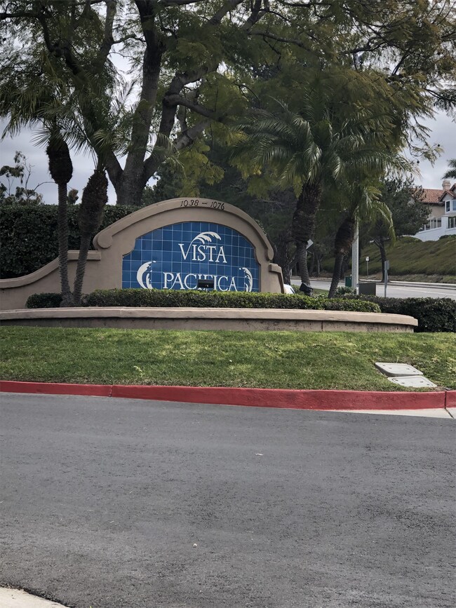 Foto del edificio - 1068 Calle Del Cerro