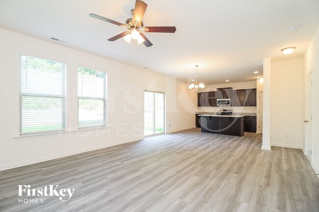 Building Photo - 5726 Beaver Pond Tl