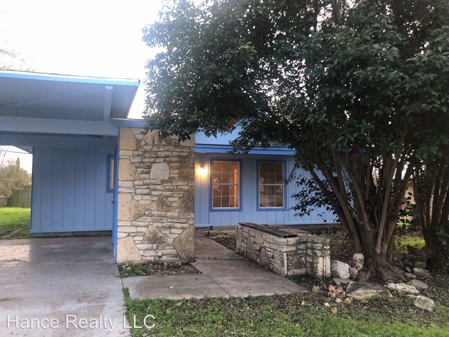 Building Photo - 3 br, 2 bath House - 214-Forest Valley
