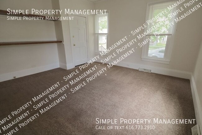 Foto del edificio - 615 Mc Reynolds Ave NW