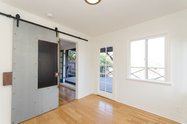 Building Photo - 2249 Glendale Blvd