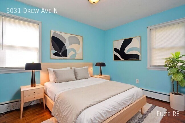 Foto del edificio - 5031 Drew Ave N